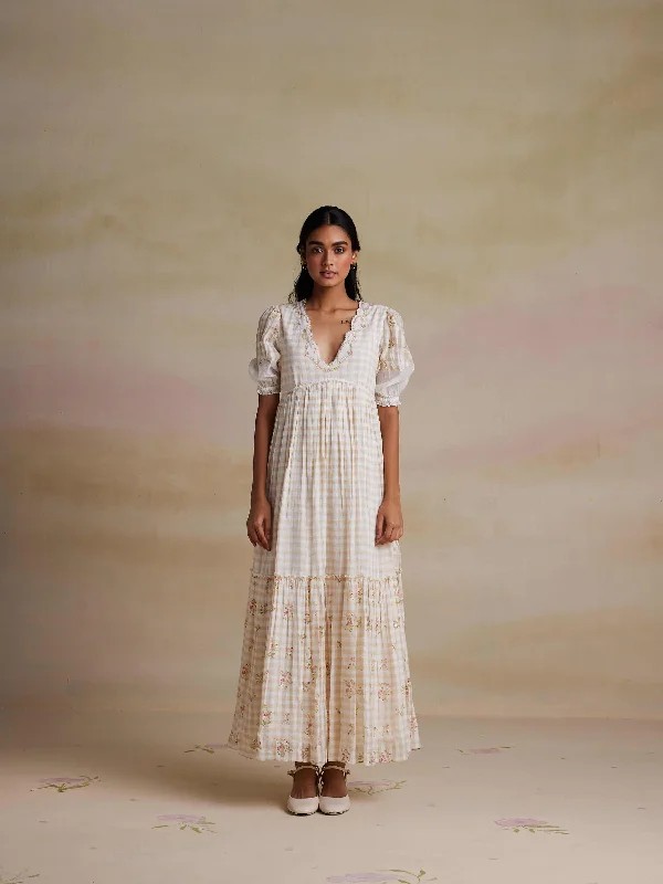 Cloud Walker Maxi Dress Trendy Fit-and-Flare Maxi Dress