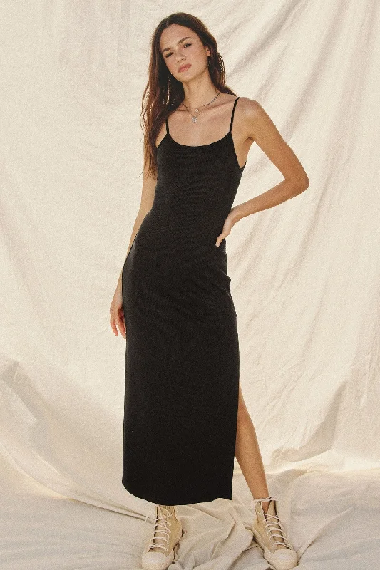 Simply You Maxi Dress - Black Stylish Button-Up Maxi Dress