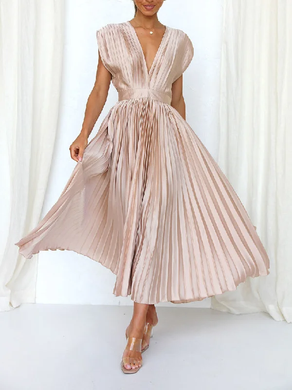 Sleeveless V Neck Pleated Maxi Dress Cozy Maxi Dress with Slit