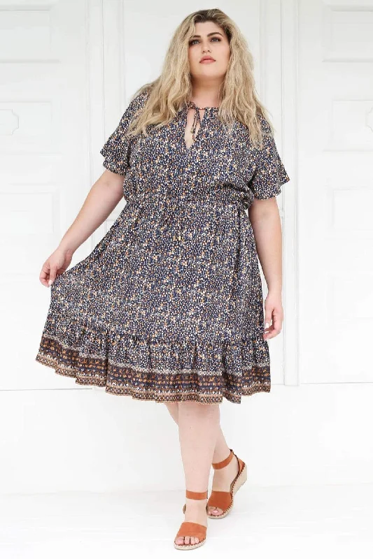 Delilah Dress // Paper Daisy