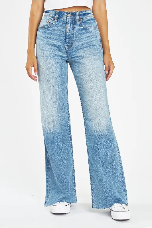 Far Out High Rise Wide Leg Jean Casual Light Wash Jeans