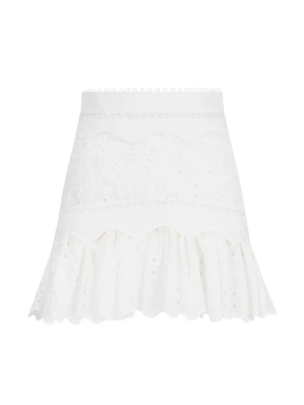 Regina Skirt White midi skirt versatile