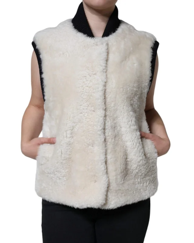 Burberry Shearling Leather Vest Coat Jacket with Front Pockets and Button Closure Ribbed Jacket Pleated Jacket Ruffled Jacket